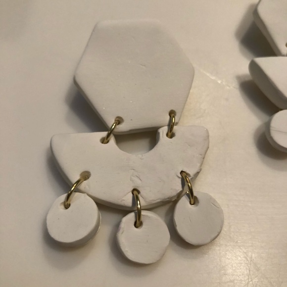 Homemade | White Chunky Polymer Clay EARRINGS - Picture 4 of 7